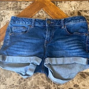 Short denim shorts